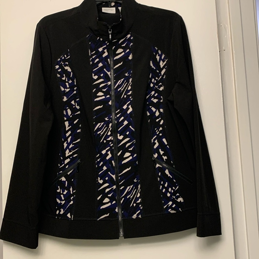 Chico's Zenergy  Jacket BlackWhite NavySize 2 Lightweight ZipUp 2 Pockets4season